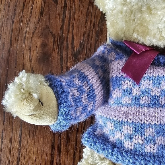 Vintage 1990's Boyd's Bear Elsworth, 12" with Movable Joints and Wool Sweater - Picture 6 of 11